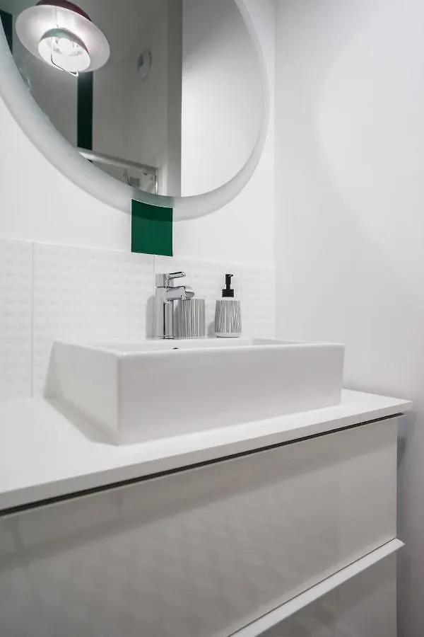 Ga-Stylish And Modern Apartment&Zabkowska 华沙 0*,  波兰